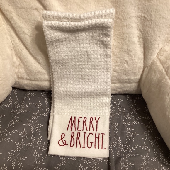 Rae Dunn tea towels - Picture 2 of 2